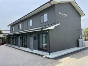 施工・リフォーム後のアパート全体の写真