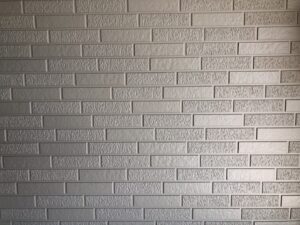 福山・外壁塗装・チョーキング、コーキングのひび割れが目立っている状態