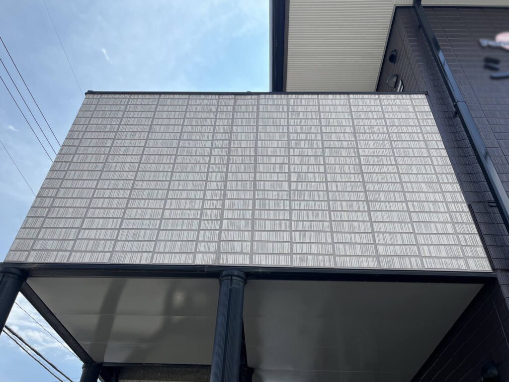 施工が完了したアパートのおしゃれ外壁